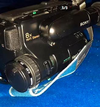 Telecamera videocamera Sony ccd TR 75E video 8