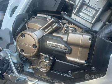 AFRICA TWIN ADVENTURE SPORT DCT TRAVEL EDITION