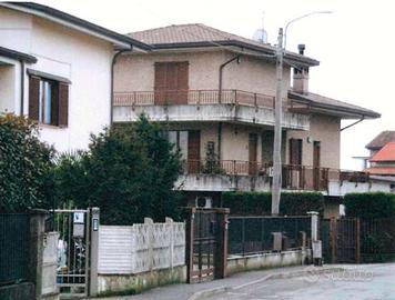 Appartamento a Lentate sul Seveso (MB).