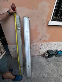 Coppia lampade a neon