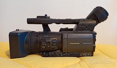 Panasonic AG-HMC 151 Camcorder + Accessori + Borsa