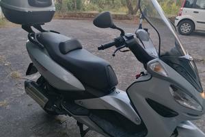 scooter moto MALAGUTI MADISON RS250