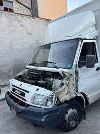 Iveco Daily gemellare cassonato