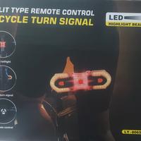 Frecce e luce segnalazione Bicicletta