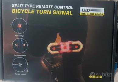 Frecce e luce segnalazione Bicicletta