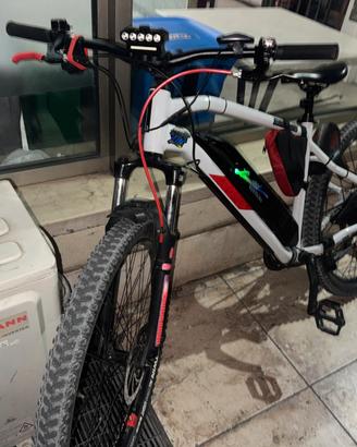 Rockrider e-st 100