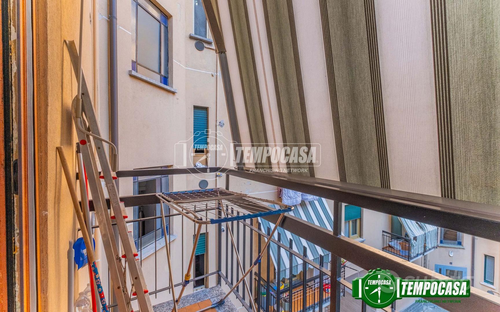 Apartment in Milano, La Viridiana, Municipio 7 - Altro