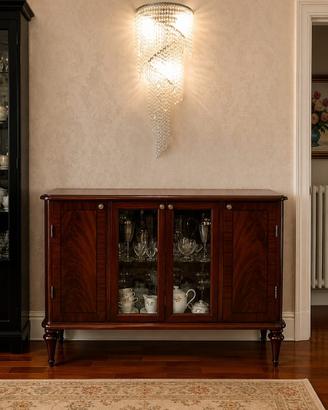 Credenza classica