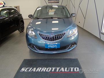 Lancia Ypsilon 1.0 FireFly 5 porte S&S Hybrid Silv