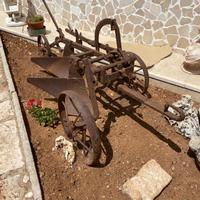 Aratro bivomero