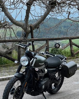 Triumph Street Scrambler 900