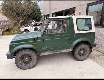 Hard top suzuki samurai