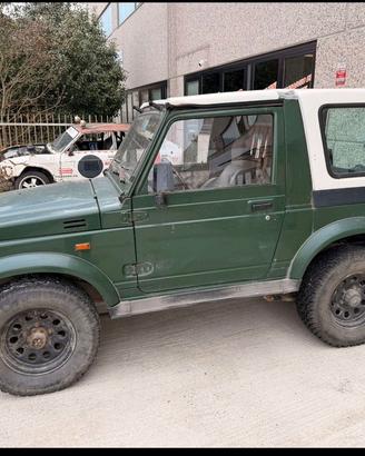 Hard top suzuki samurai