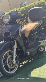 Scooter scarabeo Aprilia 200