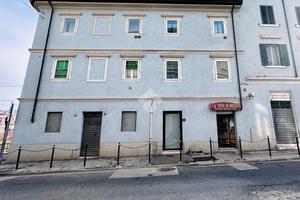 MONOLOCALE A TRIESTE