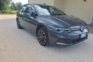 VOLKSWAGEN Golf 8ª serie - 2022