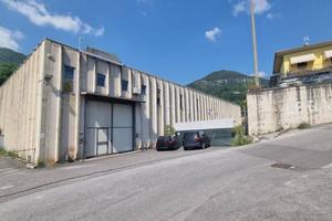 Immobile in asta di 1034 m² a Bione