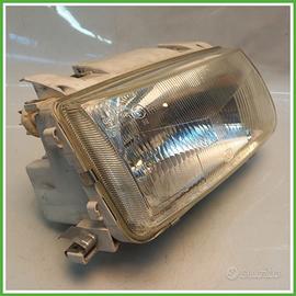 Faro Fanale Proiettore Destro DX HELLA 962496-00 V