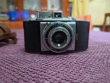 Fotocamera d'epoca Agfa Karat con custodia origina