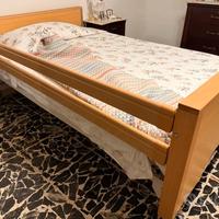 Letto da degenza elettrico in legno 1 piazza e 1/2