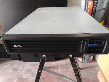 APC Smart-UPS SMT3000RMI2UC 3.000VA