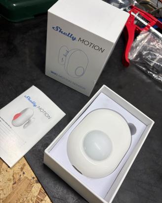 Sensore shelly motion  wifi