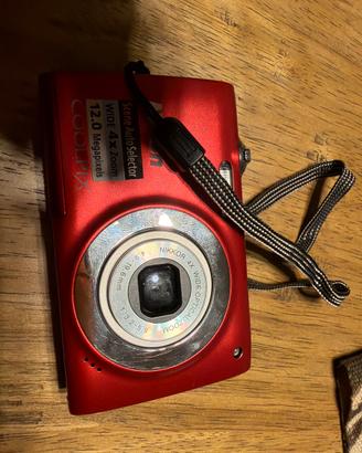 fotocamera compatta Nixon Colpix S 2500