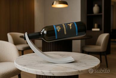 Stand moderno per bottiglie di vino