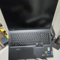  Lenovo Legion Pro 7 16 Irx8  i9 -13900HX 16 Ram  