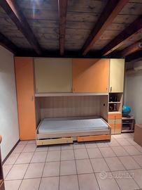 Cameretta con cassetti