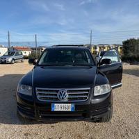 Volkswagen Touareg 2.5 DIESEL 3.999€ PERMUTE