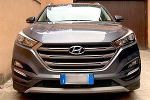 Hyundai Tucson 1.7  automatica - 11/2017