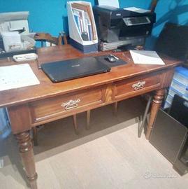 Tavolo in arte povera per studio/pranzo