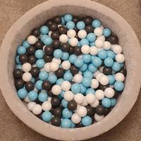 Piscina con palline