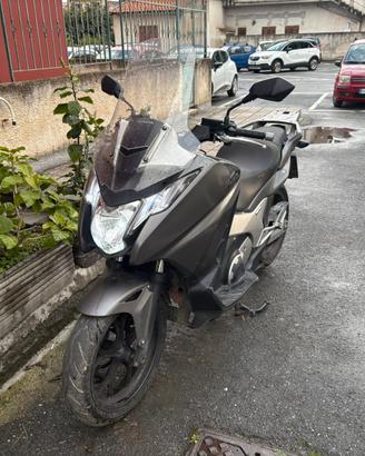 Honda integra 750 abs DTC