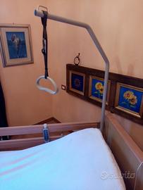 Letto da degenza per disabili e anziani 