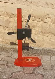 Tappatrice a Colonna Regina (OMAC) a Cremagliera