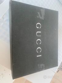 Album fotografie Gucci in pelle nera