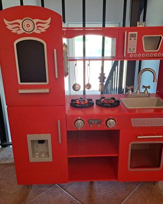 Cucina giocattolo in legno