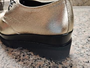 scarpe stringate oro