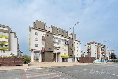 4 LOCALI A GRUGLIASCO