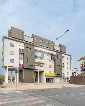 4 LOCALI A GRUGLIASCO