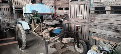 Botte Grillo per trattamenti con motore Lombardini