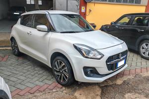 Suzuki Swift 1.2 Hybrid Km 3800 Incidentata