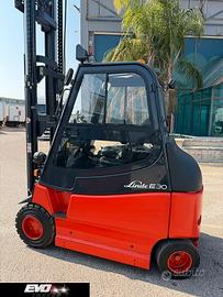 CARRELLO ELEVATORE ELETTRICO LINDE E 30