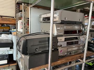 VHS per ricambi SI ACCETTANO
