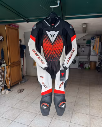 Tuta intera dainese