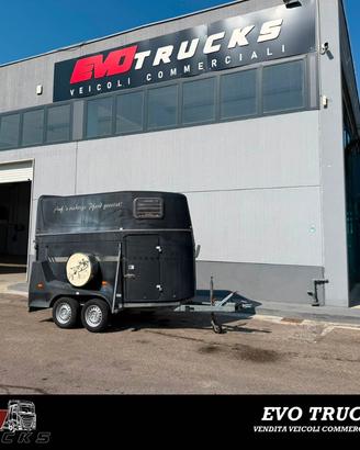 TRAILER VAN PER CAVALLI 2 POSTI MANGIATOIA SELLERI