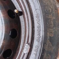 Tre cerchioni in ferro