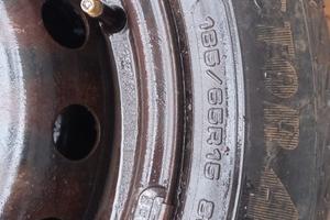 Tre cerchioni in ferro